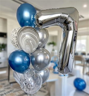 Фонтан из 10 воздушных шаров + Цифра  №175 а175