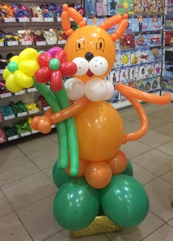 Фигура из шаров Кот с букетом /Л